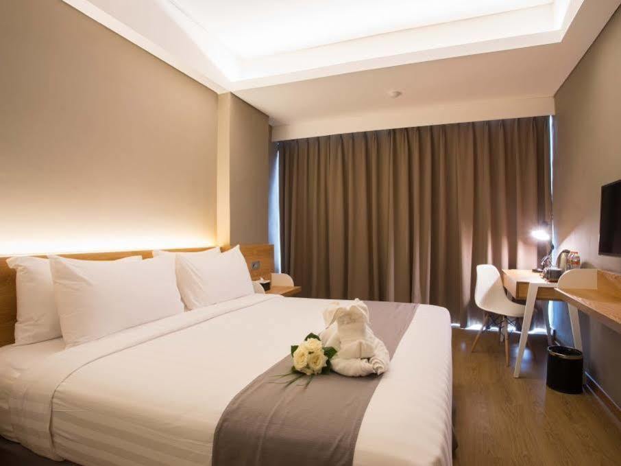 Allstay Hotel Semarang Simpang Lima Exterior foto
