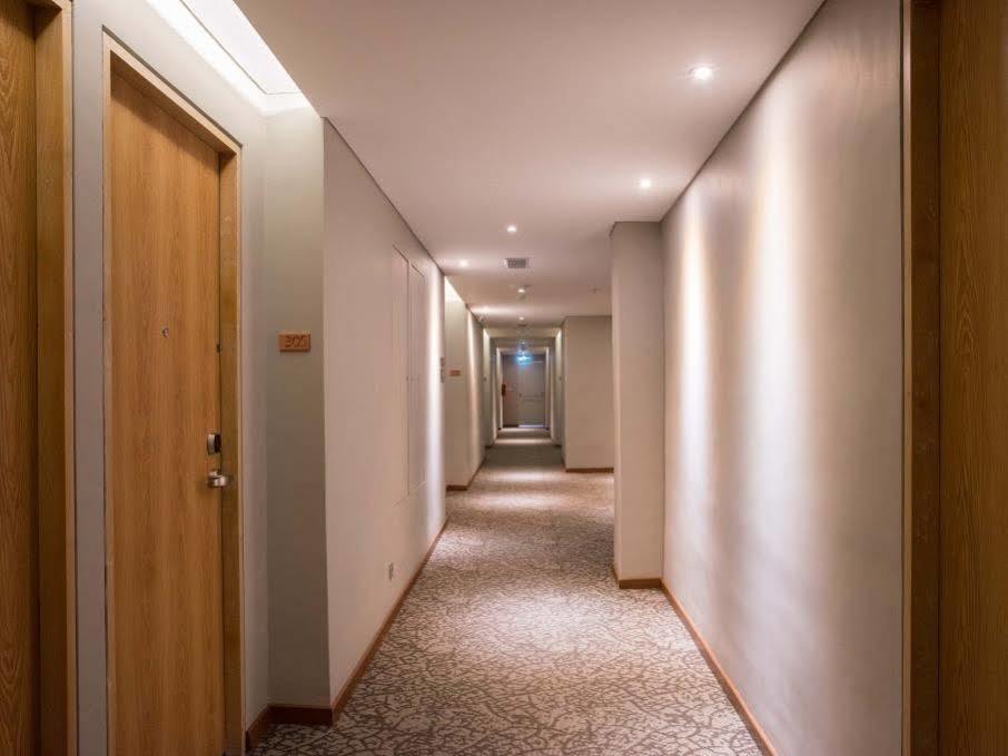 Allstay Hotel Semarang Simpang Lima Exterior foto